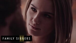 Brad Newman Cant Struggle back His Step Daughter-in-law (Natalie Knight) When She Sneaks Into His Couch - Family Sinners