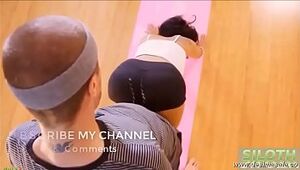 desimasala.co - Tharki yoga trainer seduced by big boob housewife